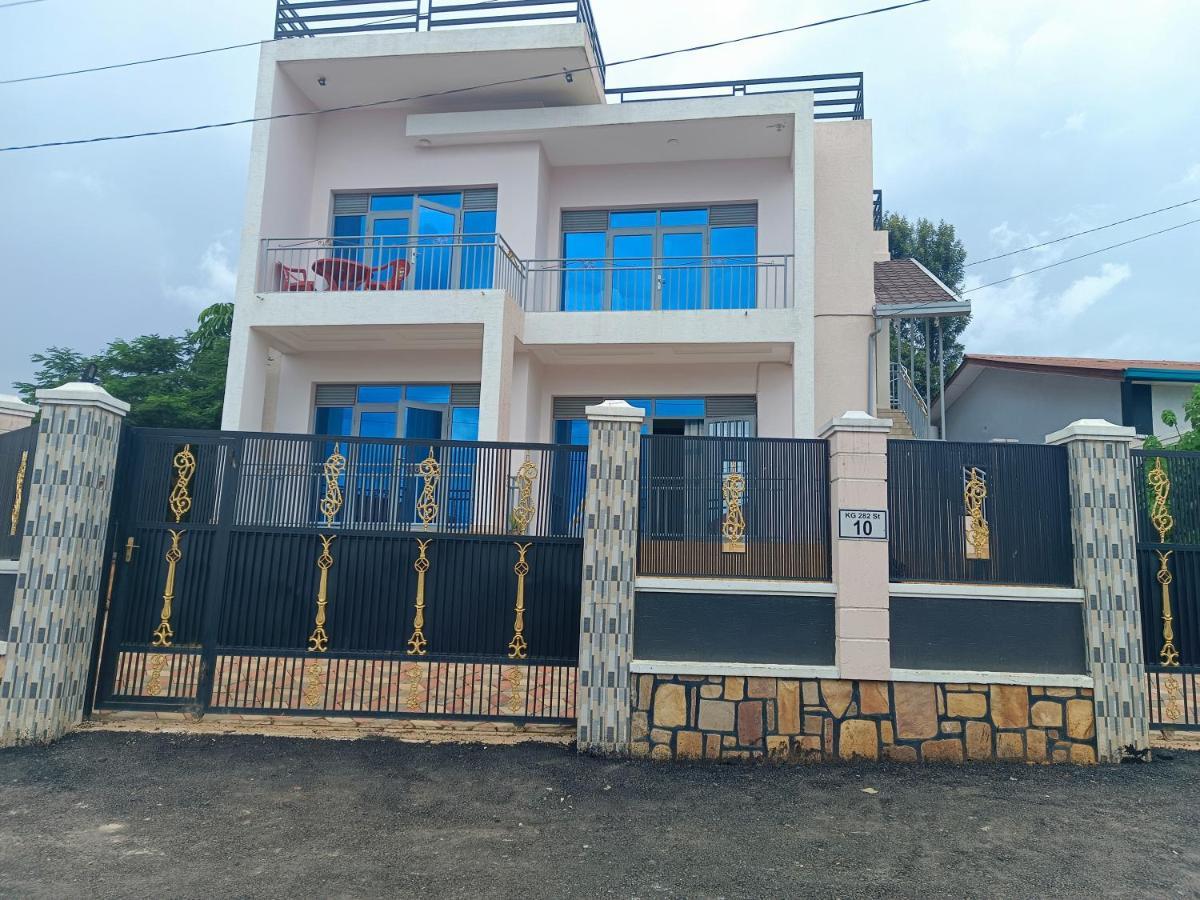 Puma Aparthotel - Nyarutarama Kigali Zewnętrze zdjęcie